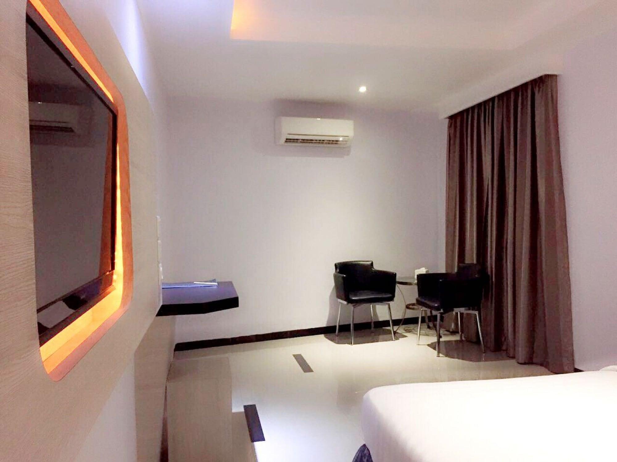 89 Hotel Batam Exteriér fotografie
